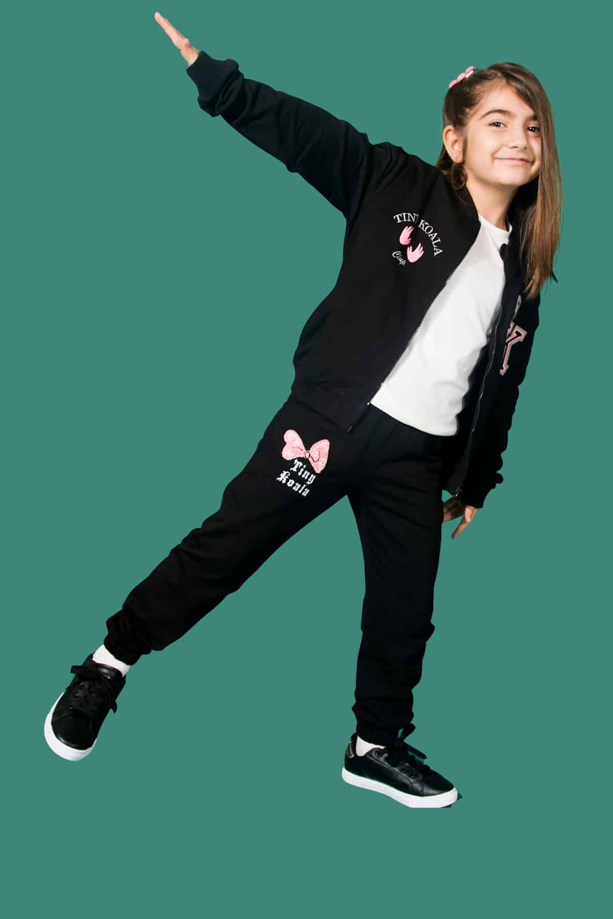 nakışlı fermuarlı siyah kolej sweat 2-min