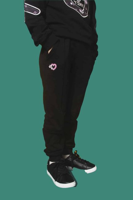 nervürlü siyah eşofman altı 1-min