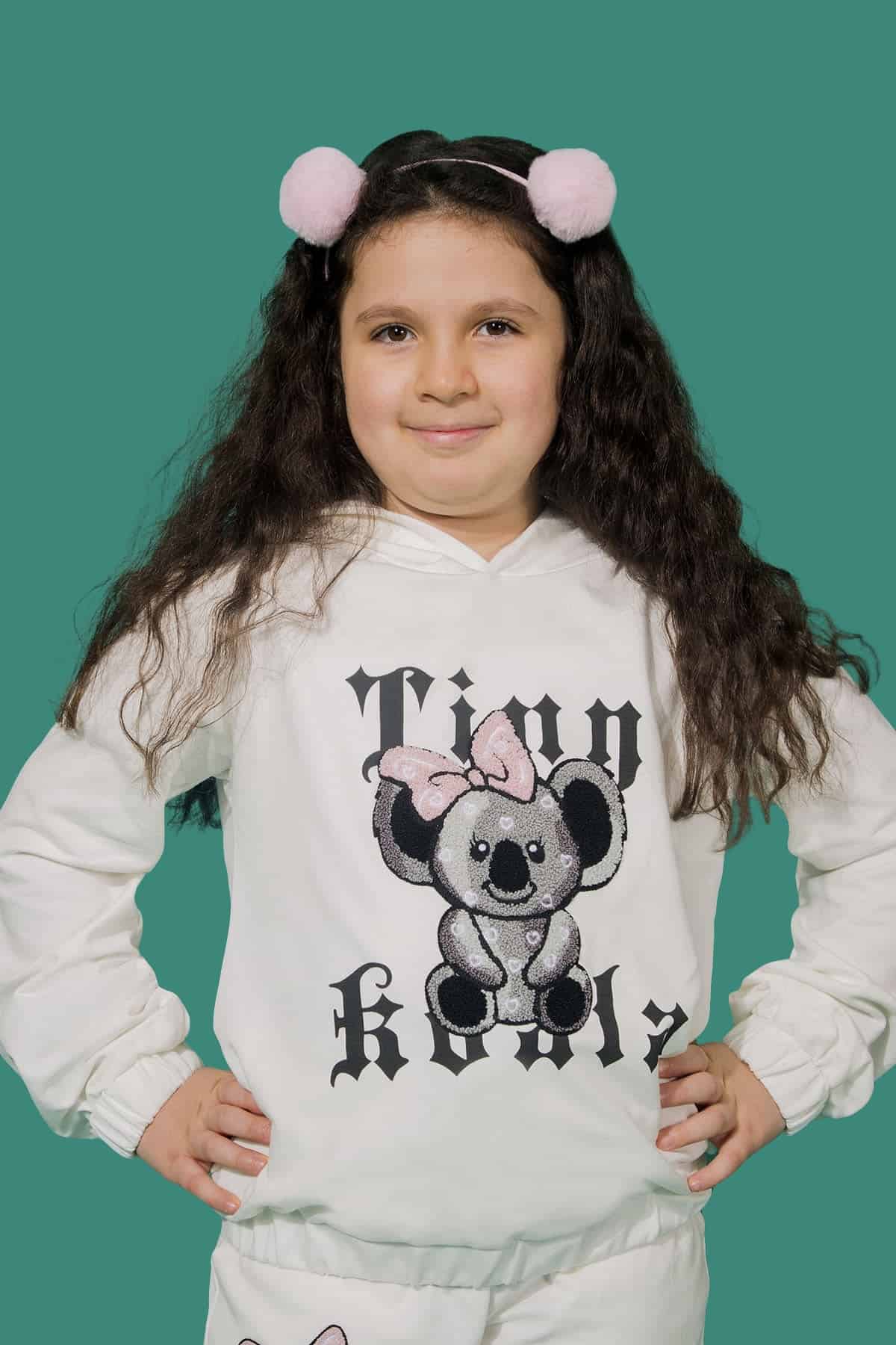 süzeneli kapüşonlu ekru sweat 1-min